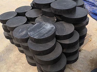 涪城区板式橡胶支座由若干层橡胶片与薄钢板经加压硫化